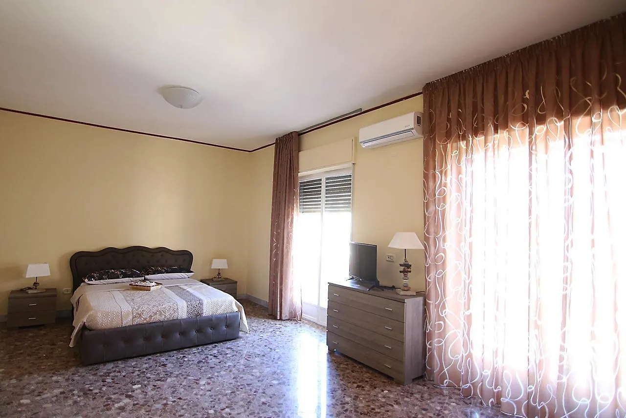 B&B Le Perle Portici Italia